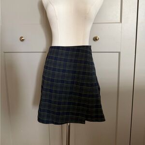 Hollister Plaid Mini Skirt Preppy A-Line Dark Academia Size Small